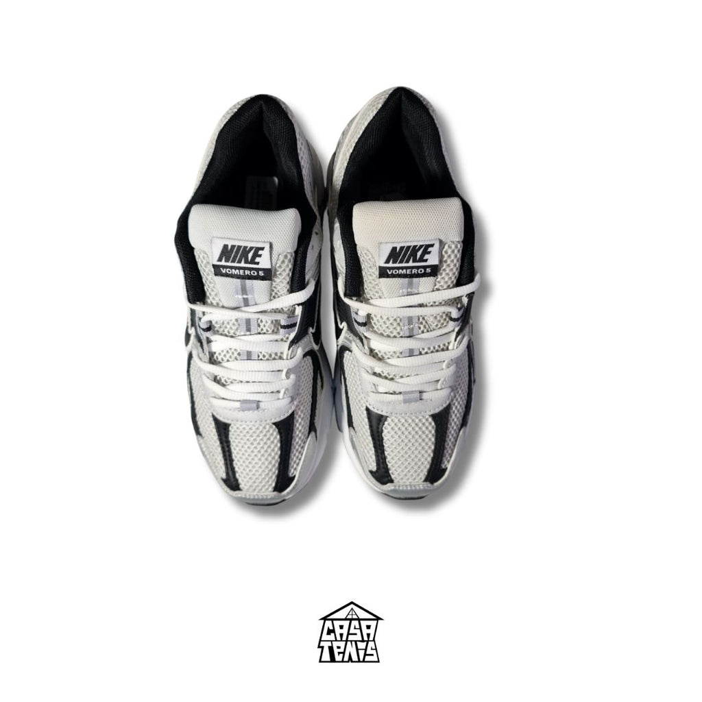 NIKE ZOOM VOMERO 5
