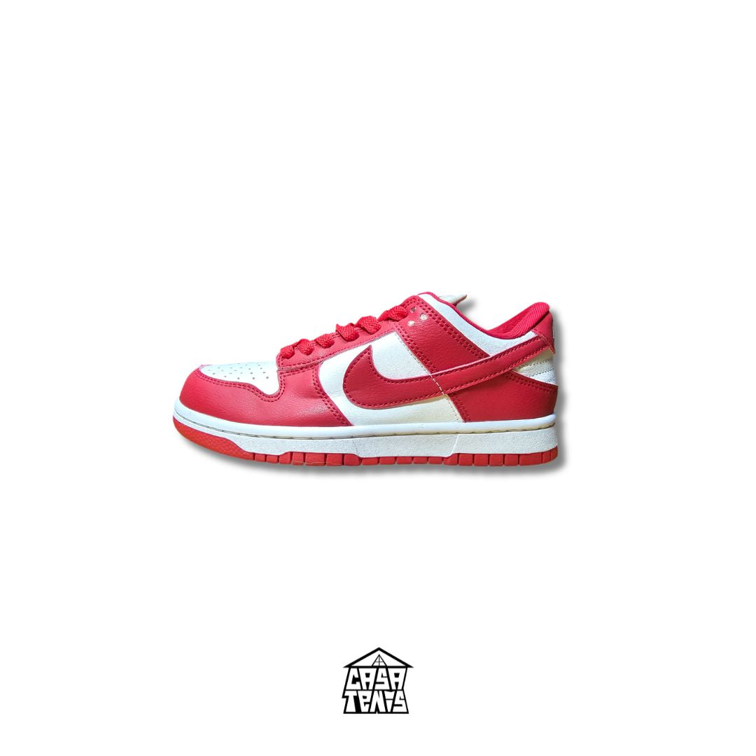 NIKE SB DUNK