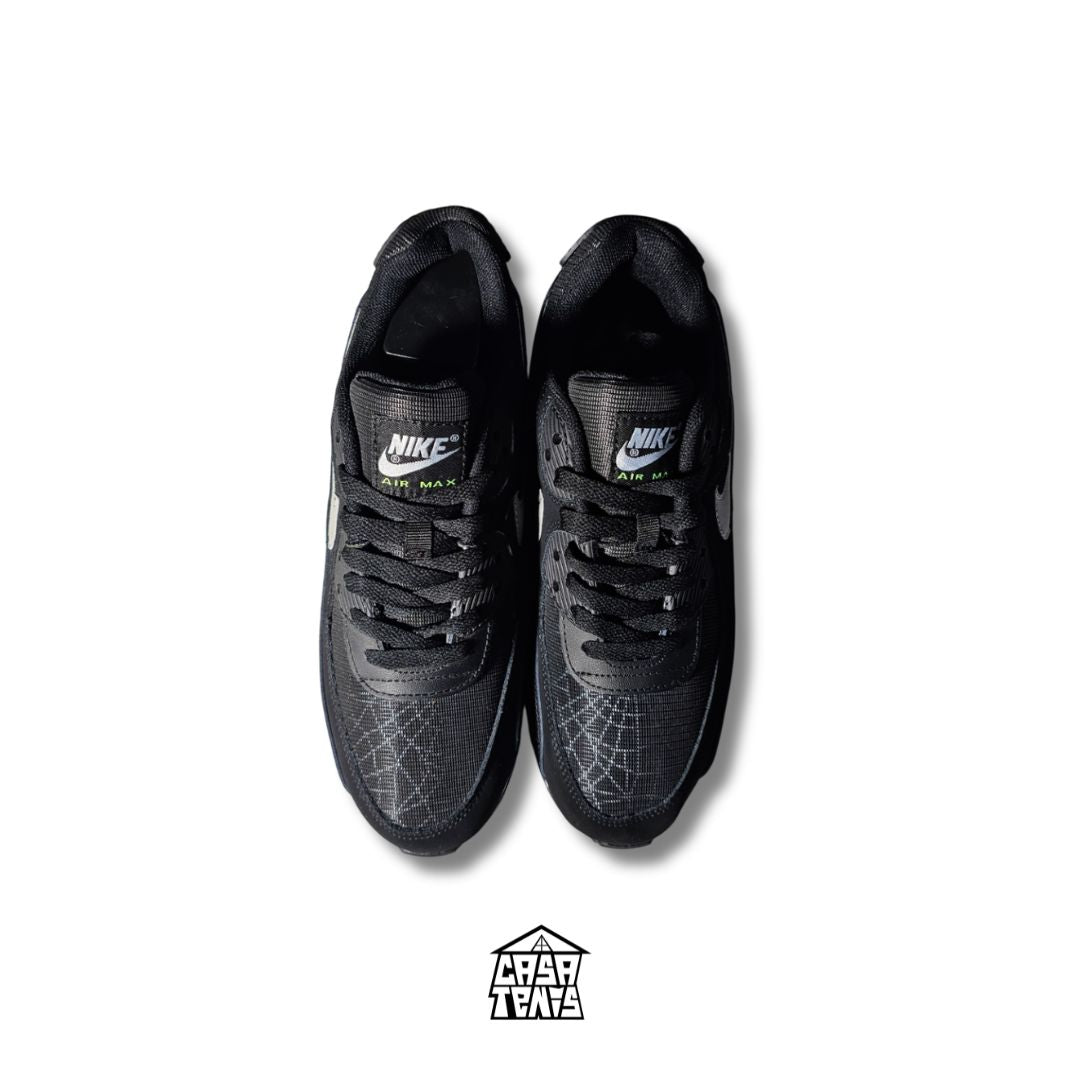 NIKE AIR MAX 90