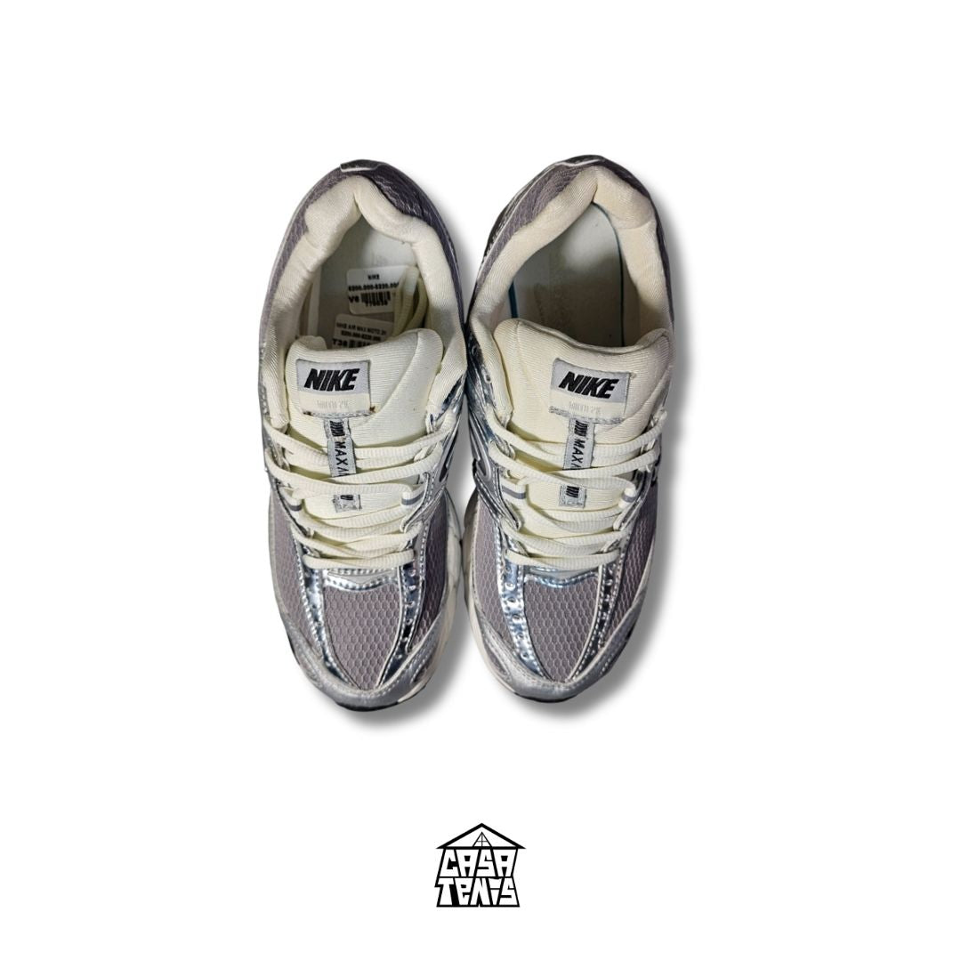 NIKE ZOOM VOMERO