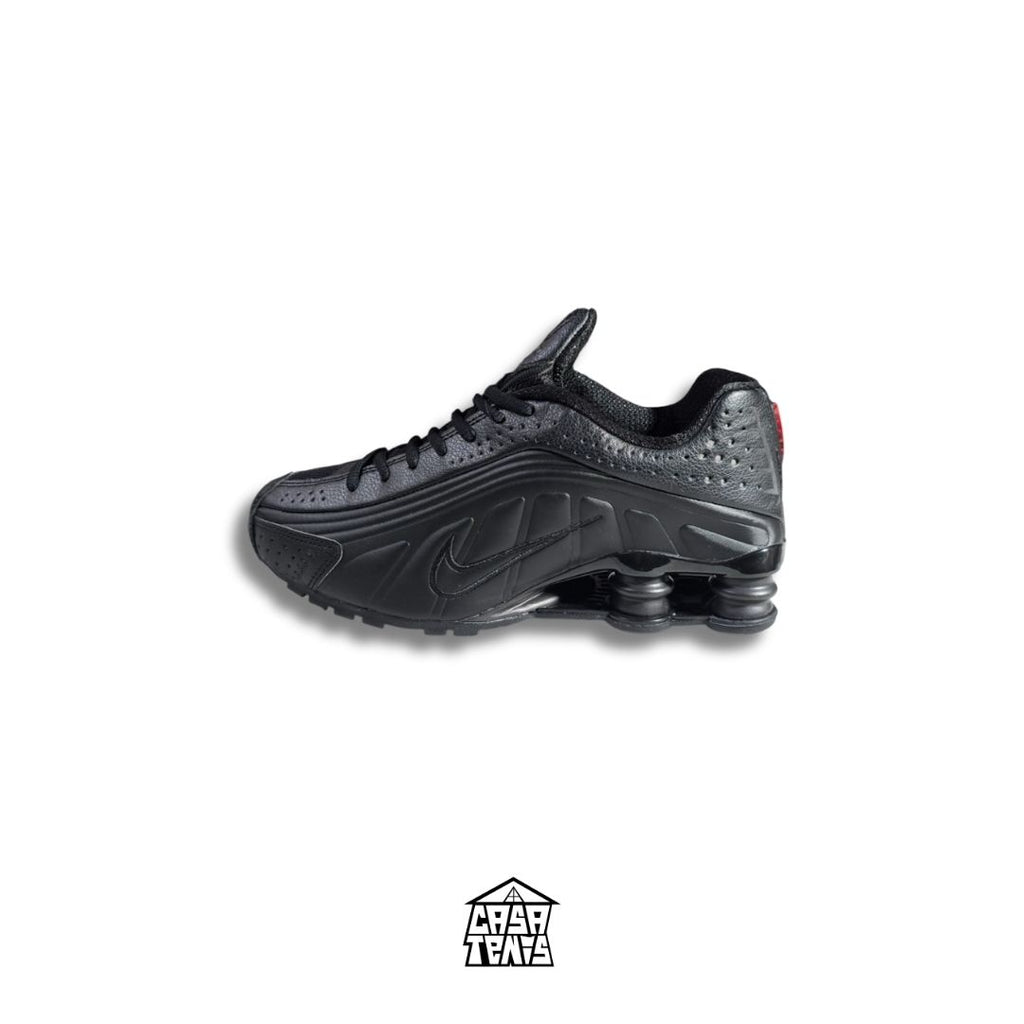 NIKE SHOX R4