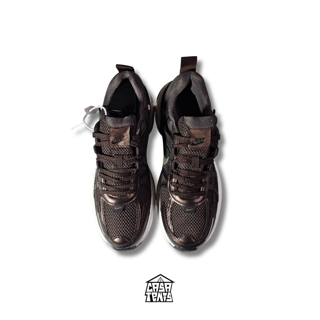 NIKE V2K RUN VELVET