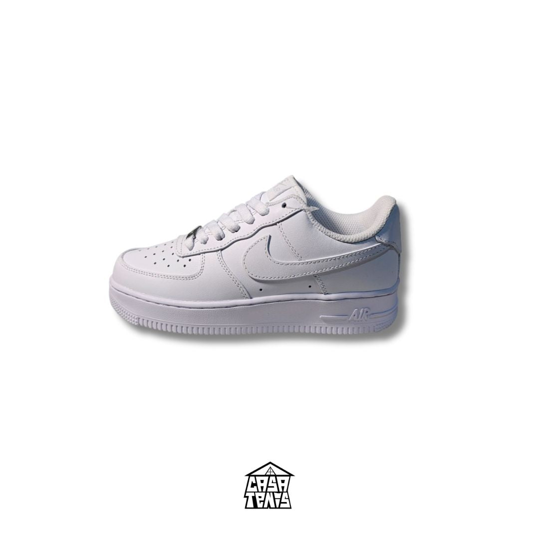 NIKE AIR FORCE ONE
