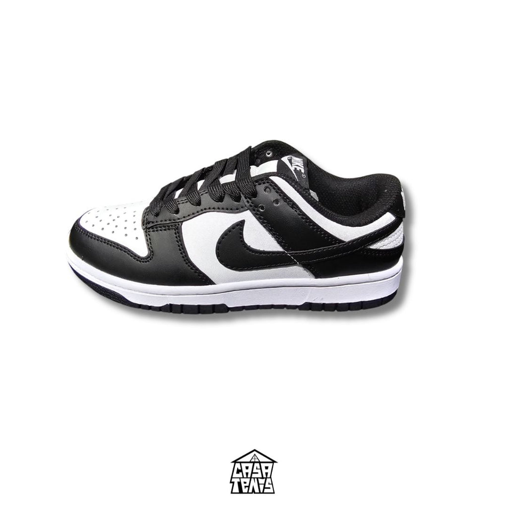 NIKE SB DUNK PANDA